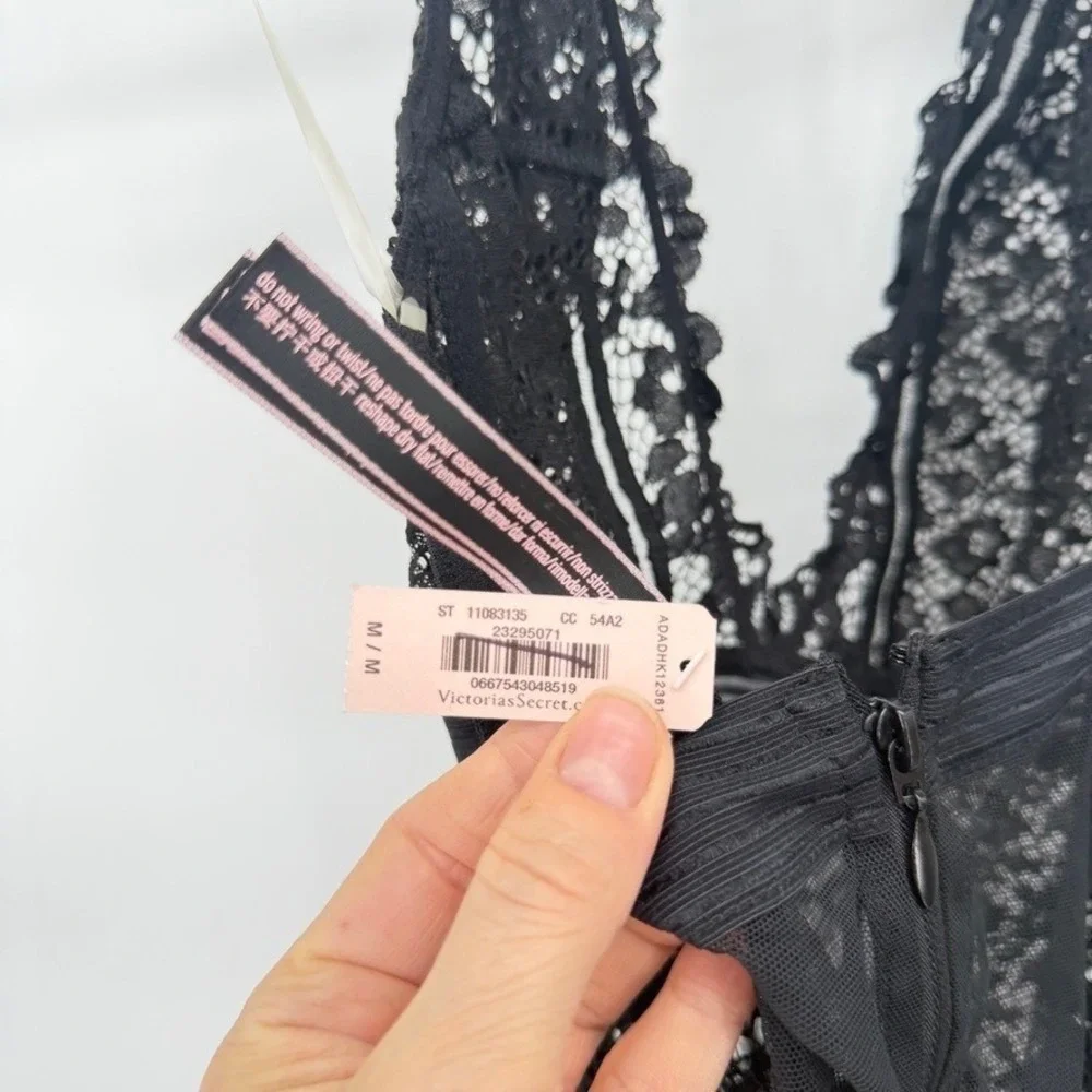 Victorias‎ Secret NWT Lace Garter Chemise Black Halter Lingerie Slip Size MD